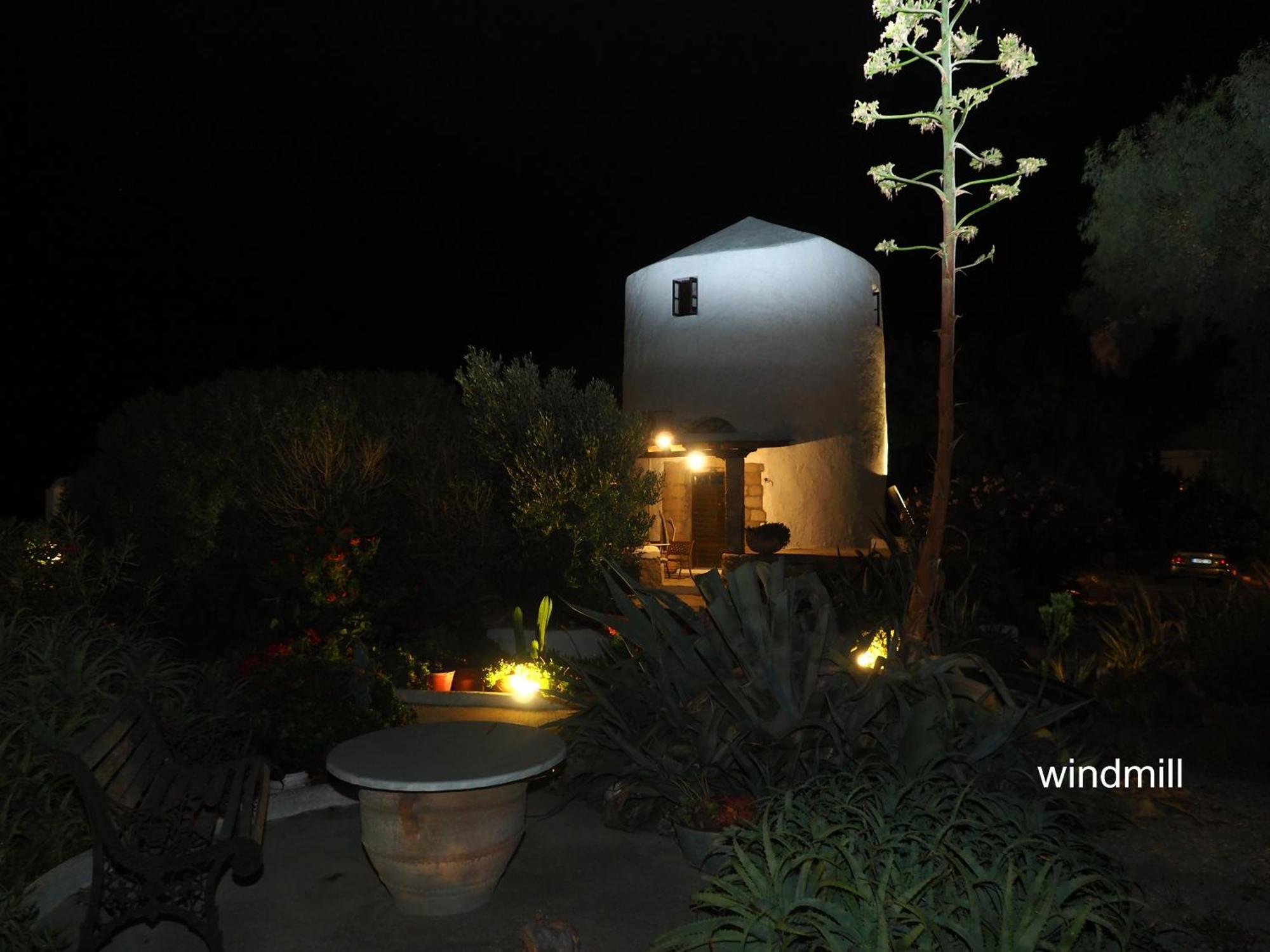 Anastasia'S Windmill And Anastasia'S Studio Plaka  Dış mekan fotoğraf